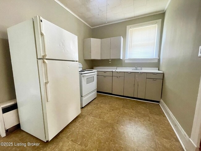 Photo - 2032 Culbertson Ave Unit 5