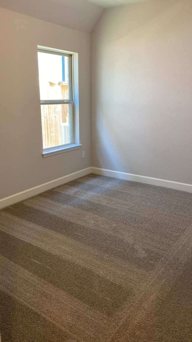 Photo - 169 Hidden Peak Dr