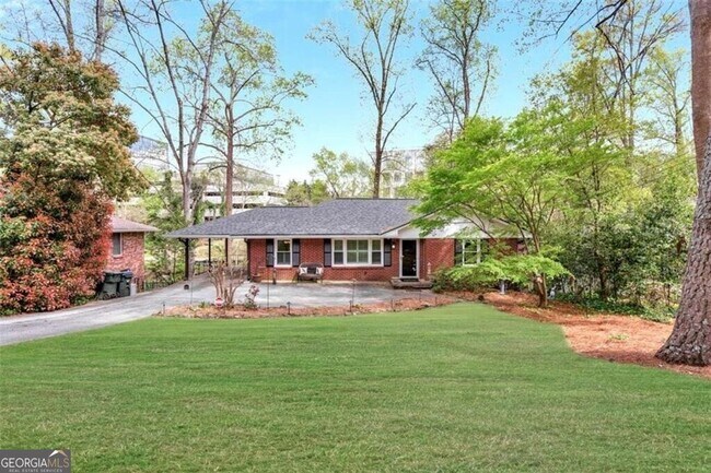 Photo - 2191 Medfield Trail NE