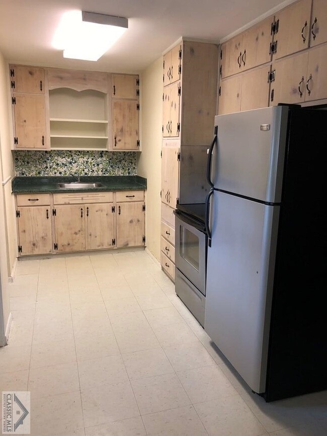 Photo - 127 Pineview Dr