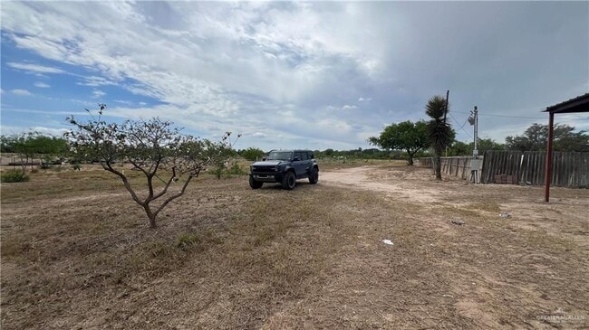 Photo - 17 N Seminary Rd