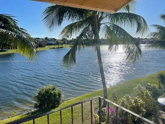 Building Photo - 6862 NW 173rd Dr Unit 411 Rental