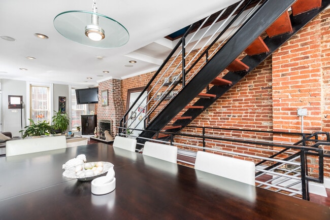 Photo - 444 E Fort Ave