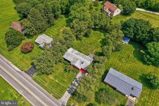 Photo - 5521 Montgomery Rd