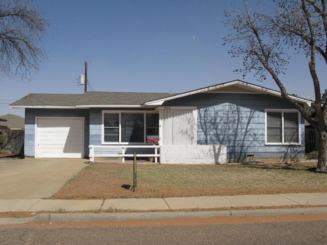 Photo - 906 NW 1st St