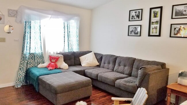 Photo - 2301 Centennial Ct E