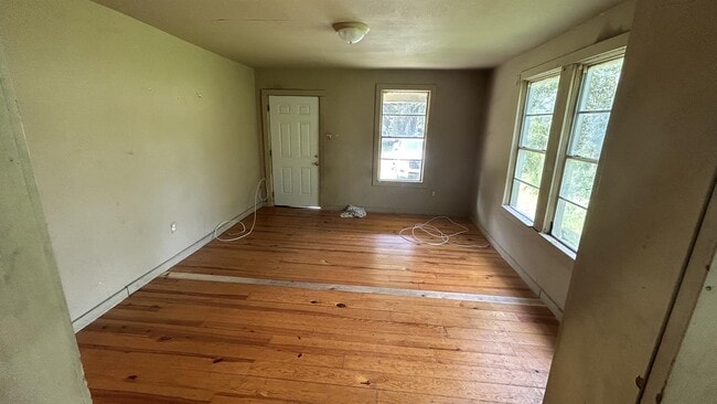 Photo - 4735 Clayton Dr