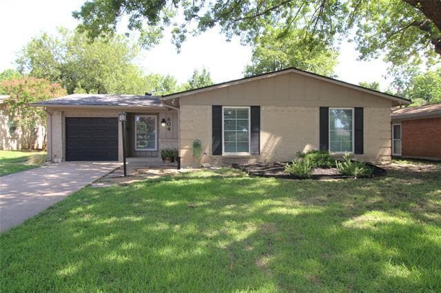 Building Photo - 804 Wateka Way Rental