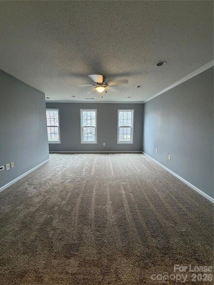 Photo - 110 Steam Engine Dr