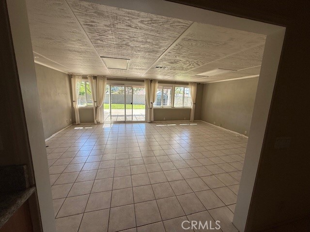 Photo - 518 E Walnut Ave