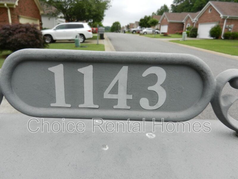 Photo - 1143 Berwick Rd