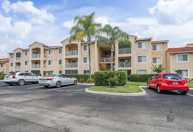 Photo - 1550 S 42ND Cir Unit 107