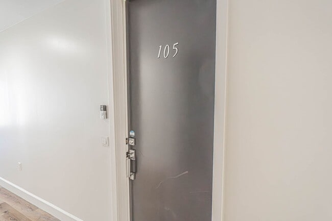 Photo - 14550 Burbank Blvd Unit 105