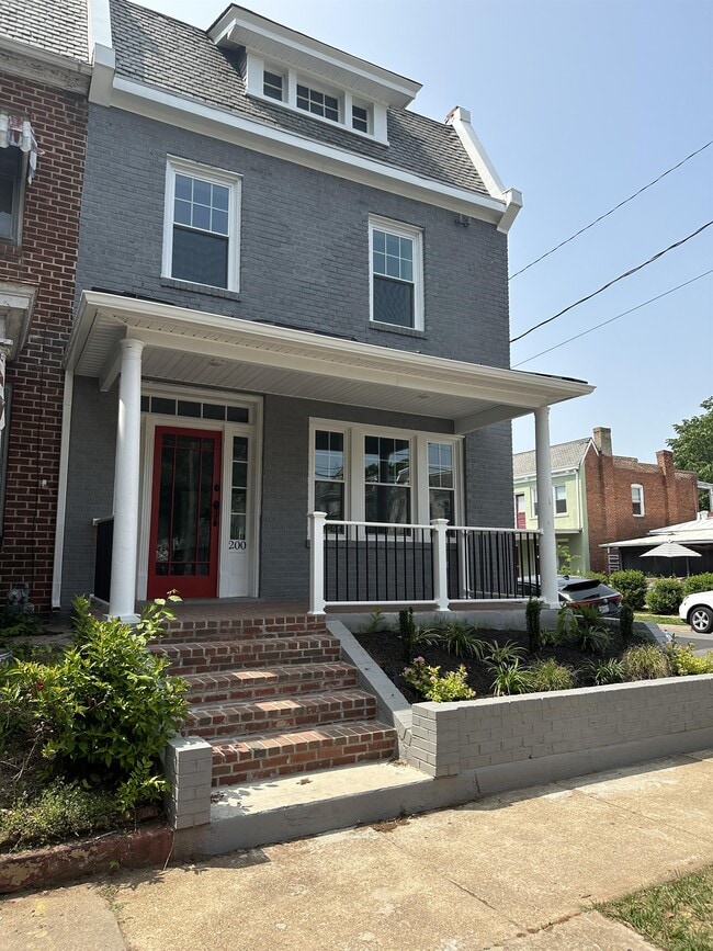 Photo - 200 S Addison St House
