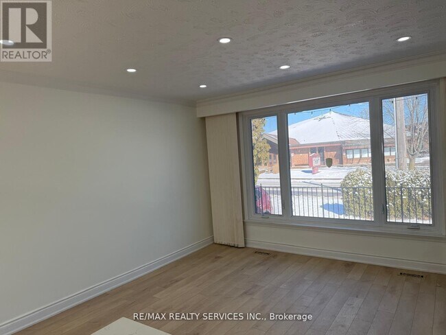 Photo - 234 Morden Rd