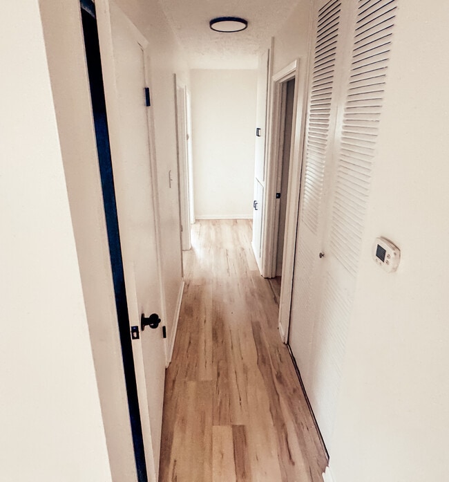 Photo - 1832 Kermit Ave