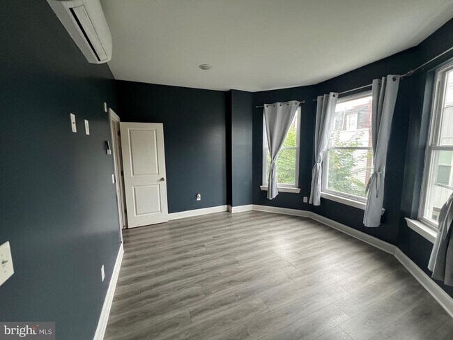 Photo - 1829 N 33rd St