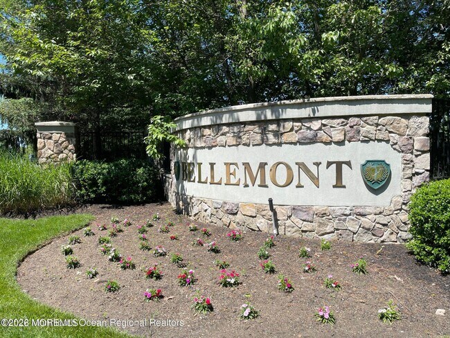 350 Bernard Dr Unit 350