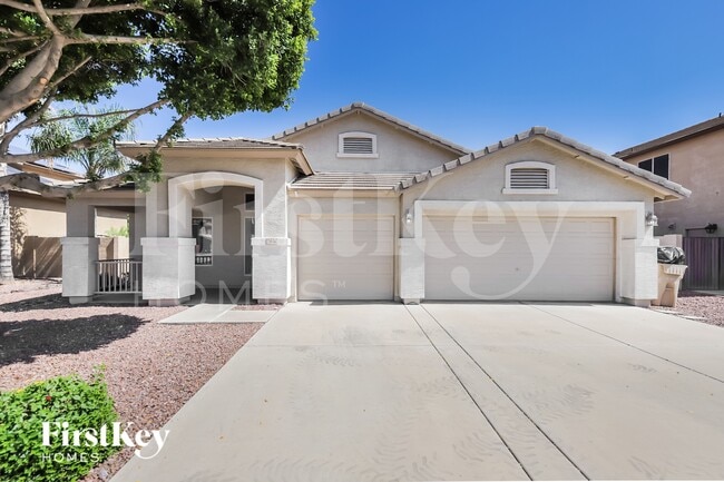 Building Photo - 7834 W Robin Ln