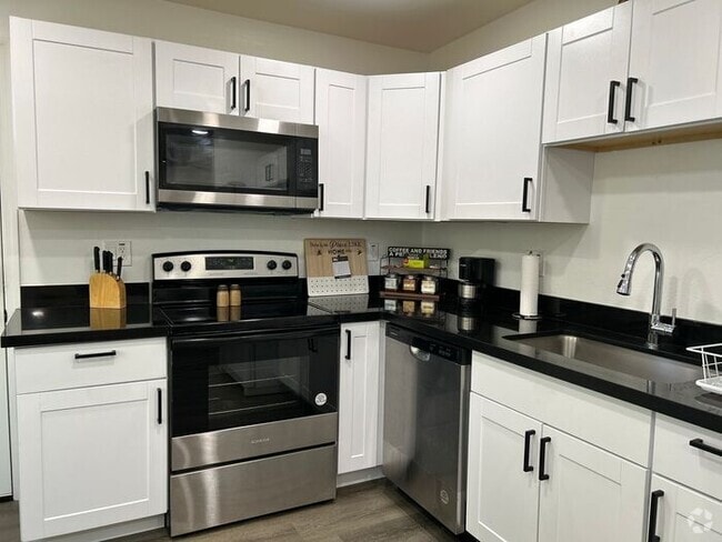 Building Photo - 1254 W Manhatton Dr Rental
