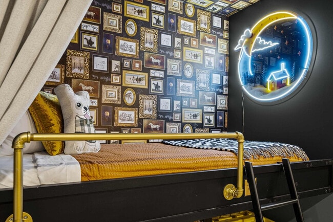 Photo - 245 Hermitage Ave Unidad ID1261721P