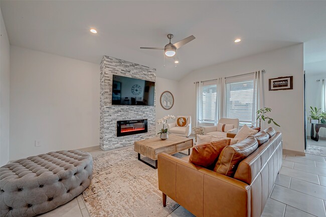 Photo - 4003 Yonkers Valley Ln