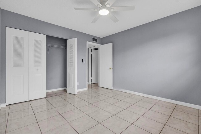 Photo - 340 NW 19th St Unit 308