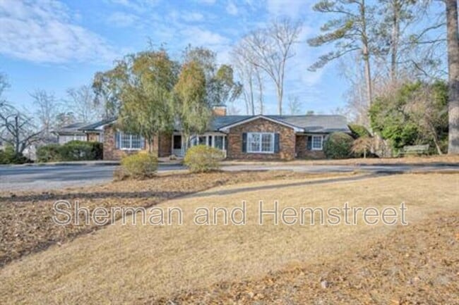 Photo - 289 Ashbrook Dr