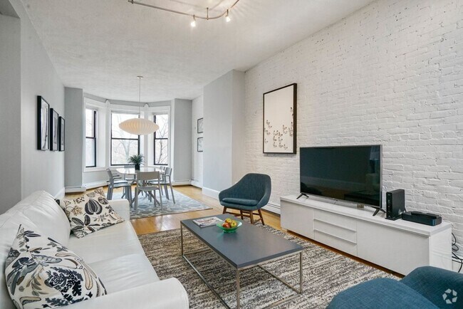 Building Photo - 74 W Rutland Sq Unit 3 Rental