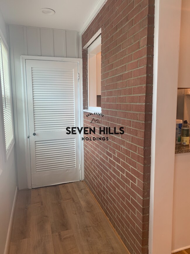 Photo - 1007 Kinney St