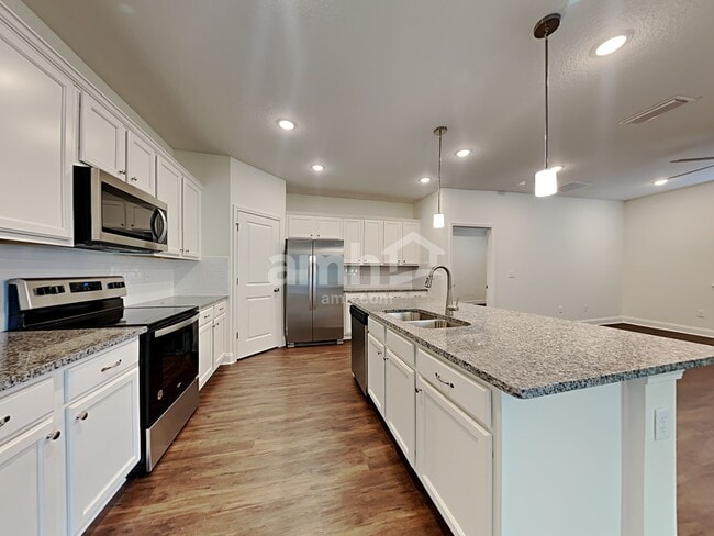 Photo - 219 Banyan Frst Dr