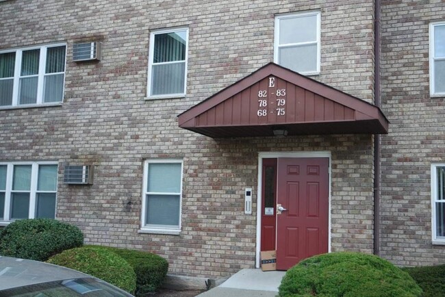 Photo - 72 Riverview Ct Condo Unit 72