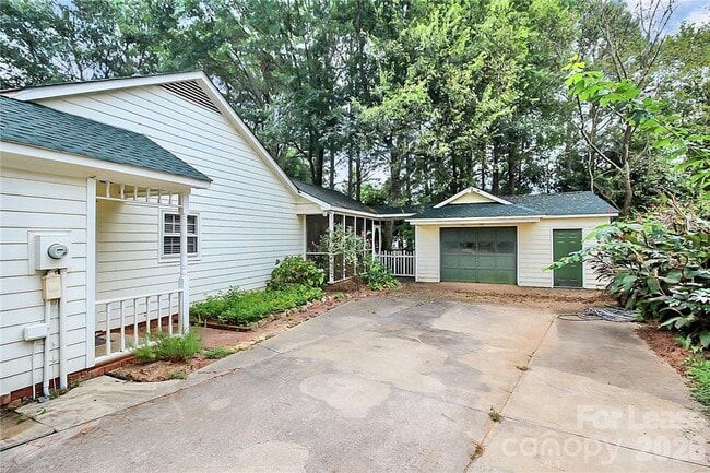 Photo - 11718 Fernhurst Ln