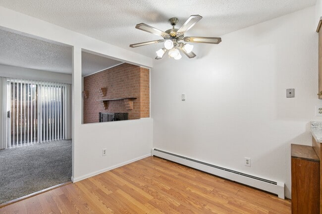 Photo - 1145 Willow Bend Cir