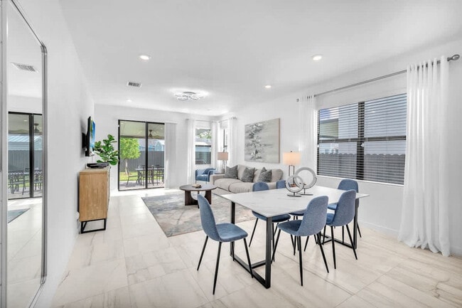 Building Photo - 12363 SW 266th Terrace Rental