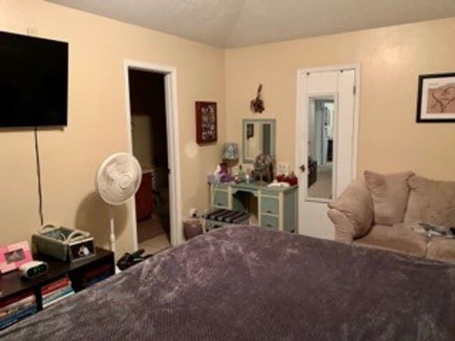 Photo - Bryan - 3 Bedroom - 2 Bath -1 vehicle garage - Fenced in back yard - House.