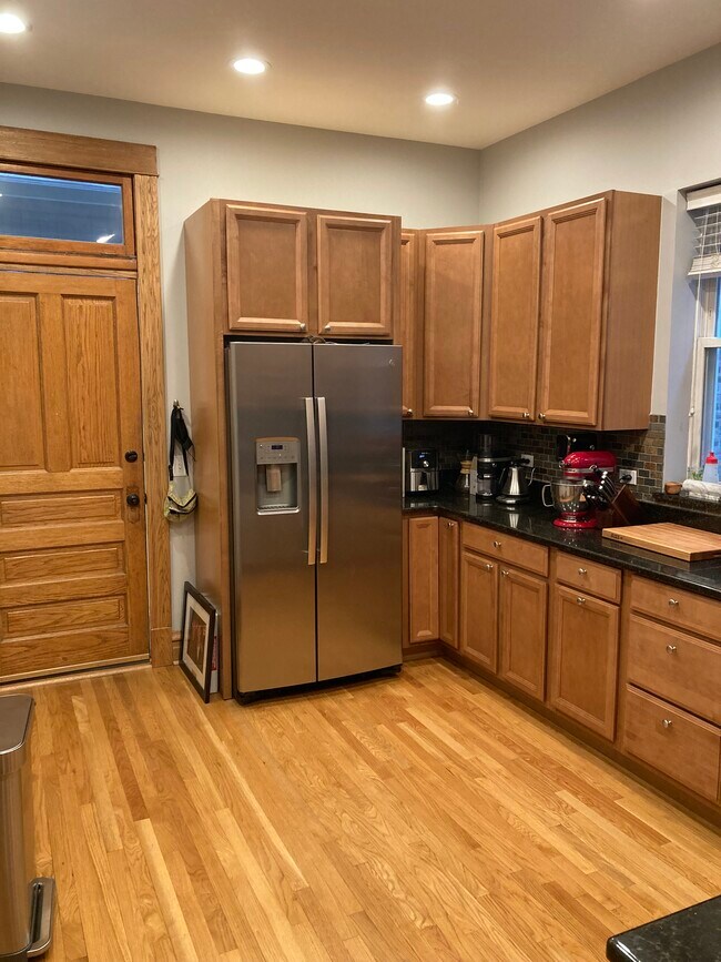 Photo - 2507 N Kimball Ave Unidad 1