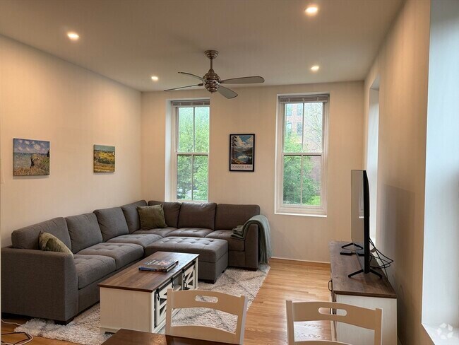 Building Photo - 30-34-34 E Concord St Unit 12 Rental