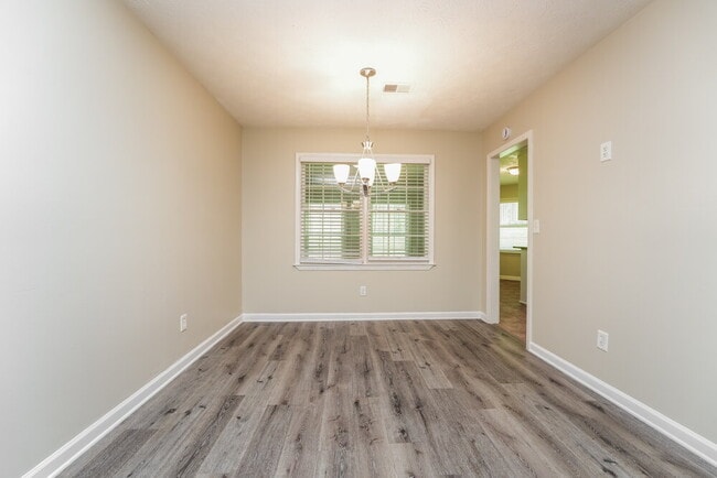 Photo - 1477 Cherry Hill Rd SW