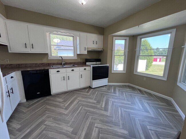 Photo - Beautiful 2 Bedroom & 2 Bath Duplex in Shipshewana