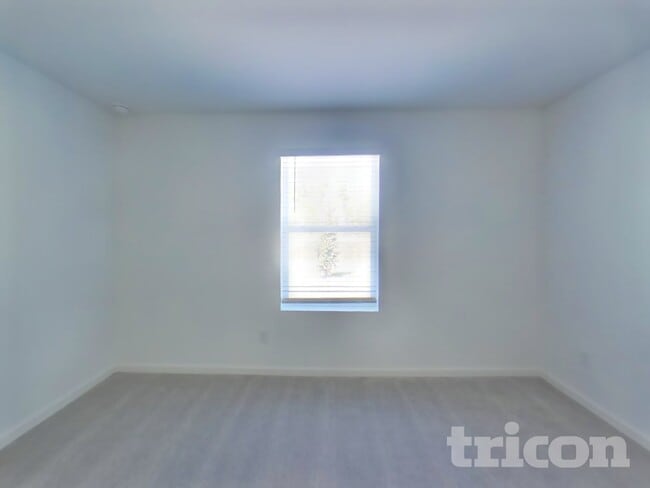 Photo - 7843 Greatford Wy