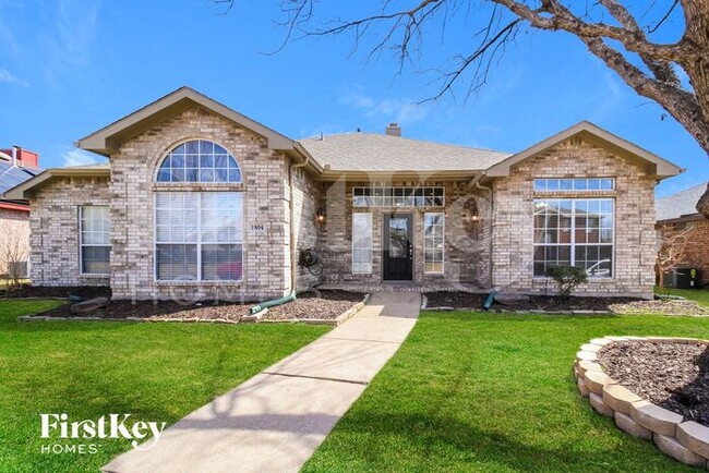 Photo - 2804 Pinnacle Dr House