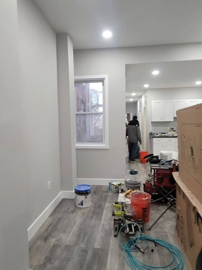 Photo - 5Br 2Bath house with 5Br  PHA voucher