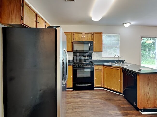 1317 Charidge Ln