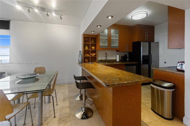 Photo - 100 Lincoln Rd Unit 847