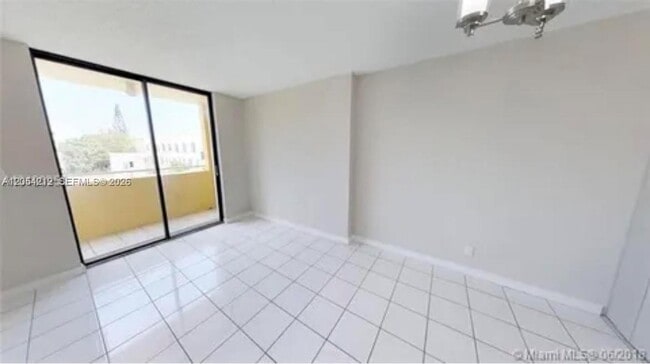Photo - 501 SW 1st St Unit 311