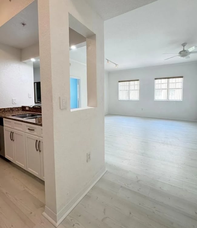 Open Floor Plan - 1064 N Tamiami Trl Unit Down Town Sarasota 5 Star