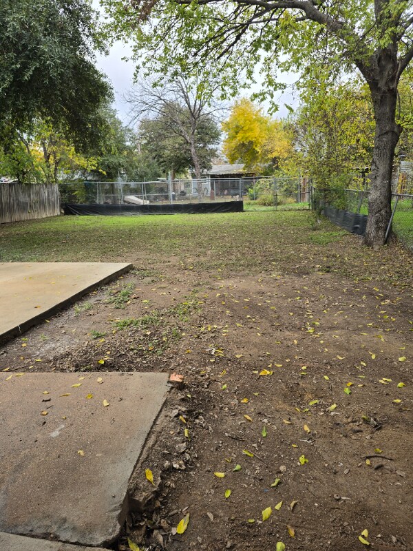 Photo - 339 Leroux St