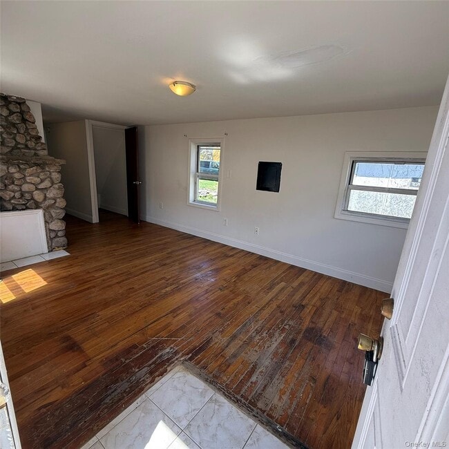 Photo - 31 Firwood Rd S