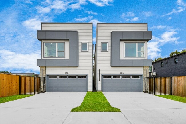 Building Photo - 6814 Del Rio St Rental